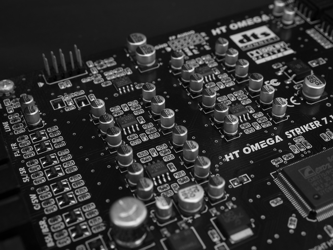 electronics-514179_1280-1